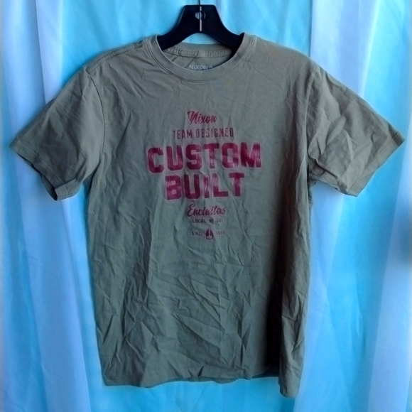 4S2.  Nixon Tee (mens) - Picture 1 of 3